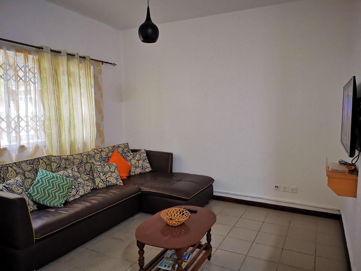 Oceanside Licenced Tourist Residence Flic-en-Flacq Extérieur photo