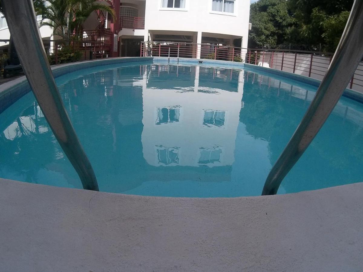 Oceanside Licenced Tourist Residence Flic-en-Flacq Extérieur photo